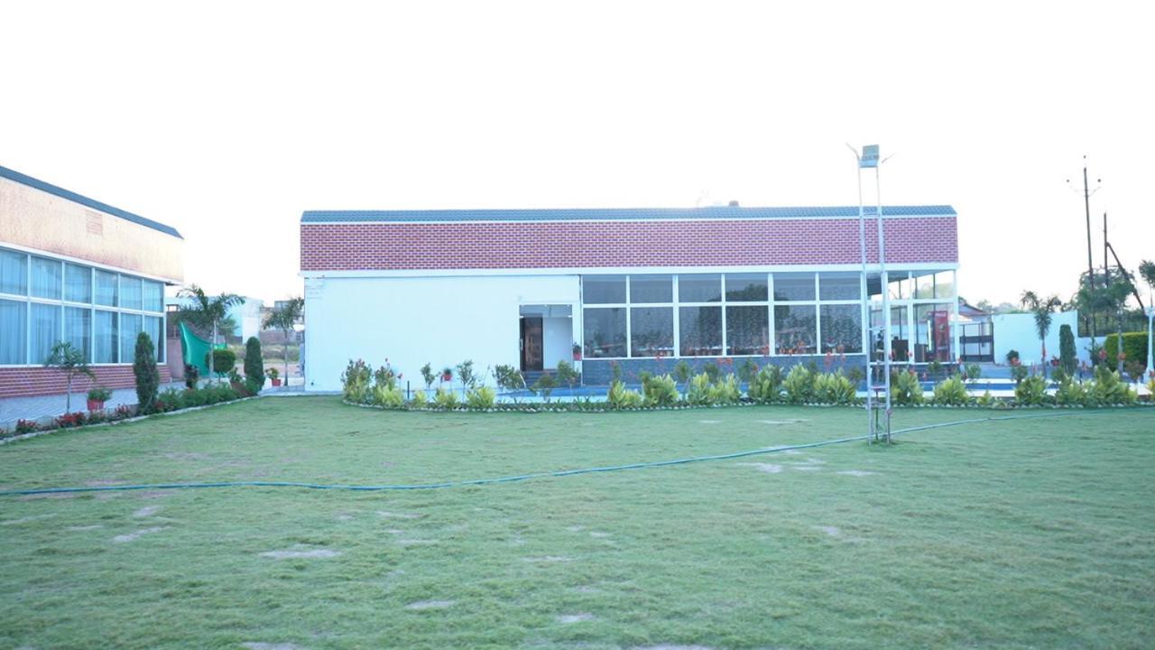 The Kamoda Resort Ambikapur Exterior photo